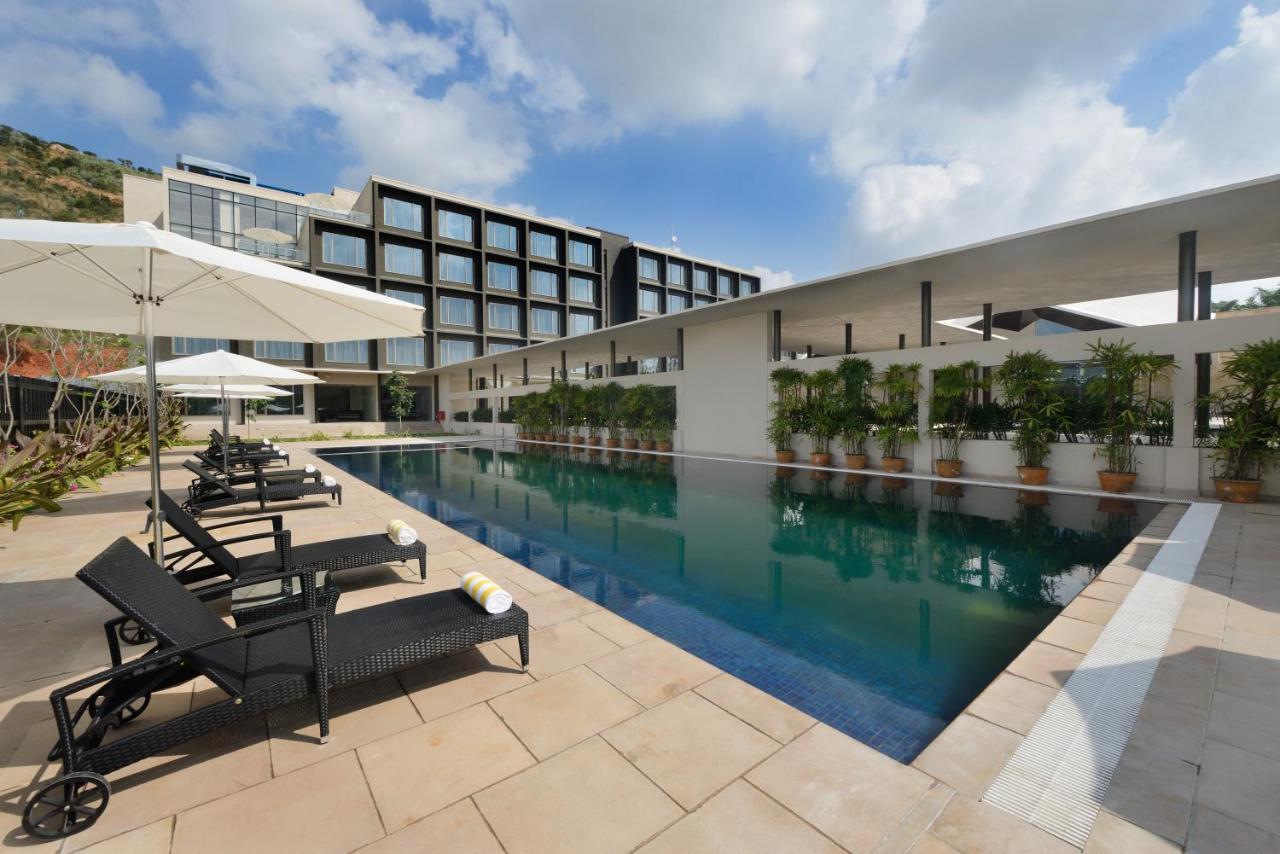 Marasa Sarovar Premiere Tirupati Exterior photo The swimming pool at the hotel