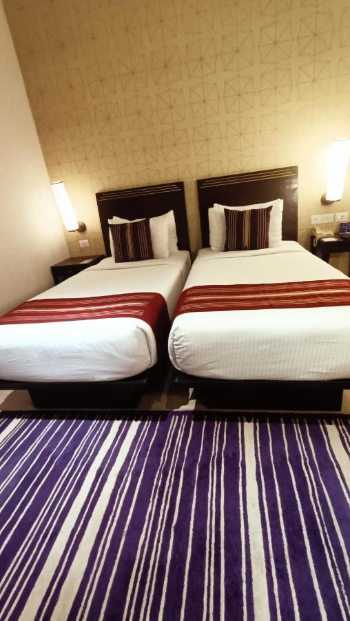 Marasa Sarovar Premiere Tirupati Exterior photo A room at the hotel
