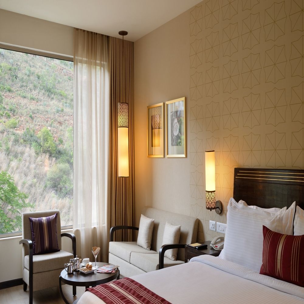 Marasa Sarovar Premiere Tirupati Exterior photo A room at the Taj Bengal