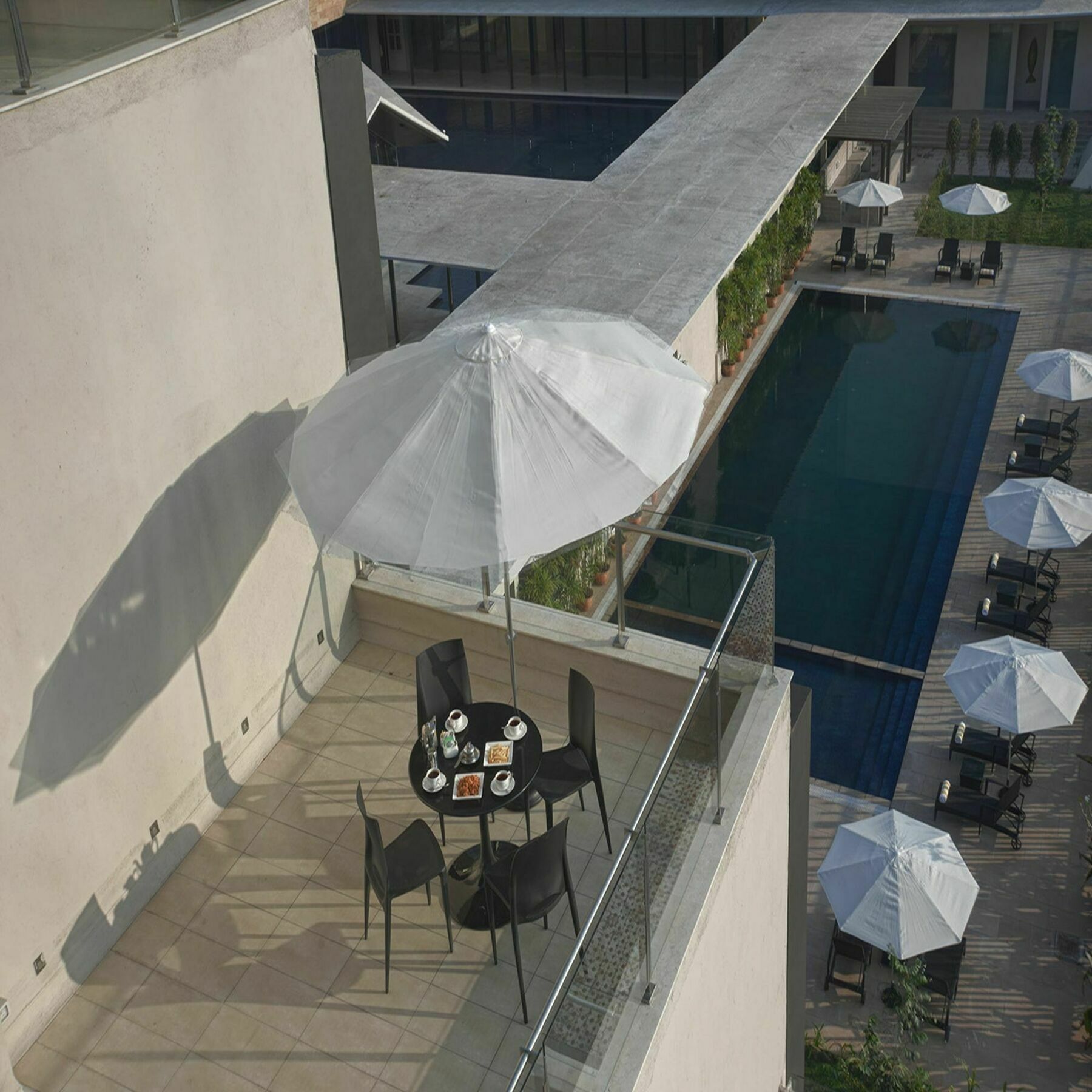 Marasa Sarovar Premiere Tirupati Exterior photo The swimming pool at the hotel